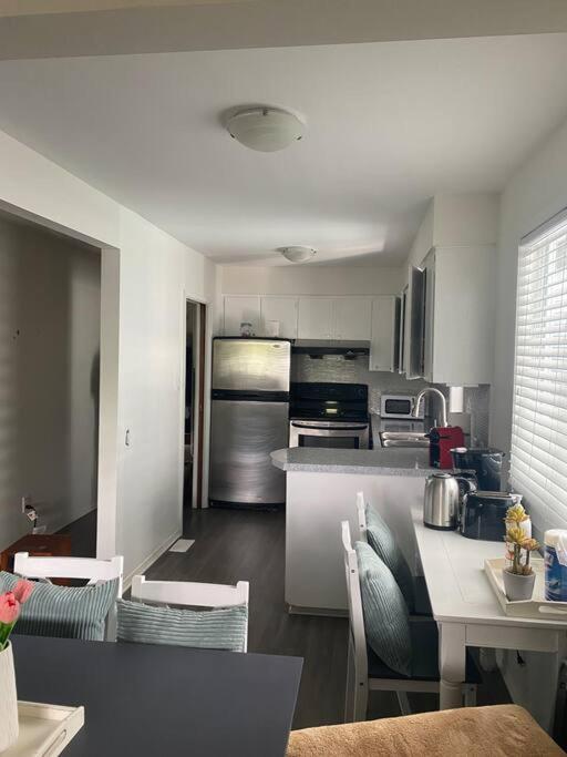 4 Bedroom Upper Level Kits Home Vancouver Dış mekan fotoğraf
