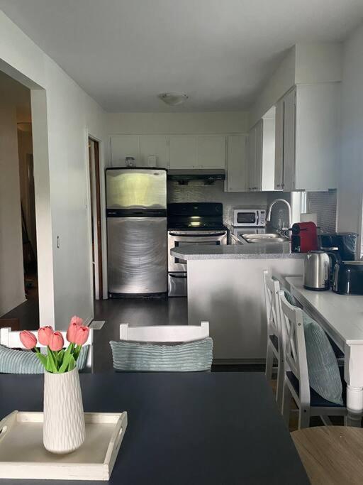 4 Bedroom Upper Level Kits Home Vancouver Dış mekan fotoğraf