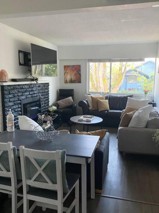 4 Bedroom Upper Level Kits Home Vancouver Dış mekan fotoğraf