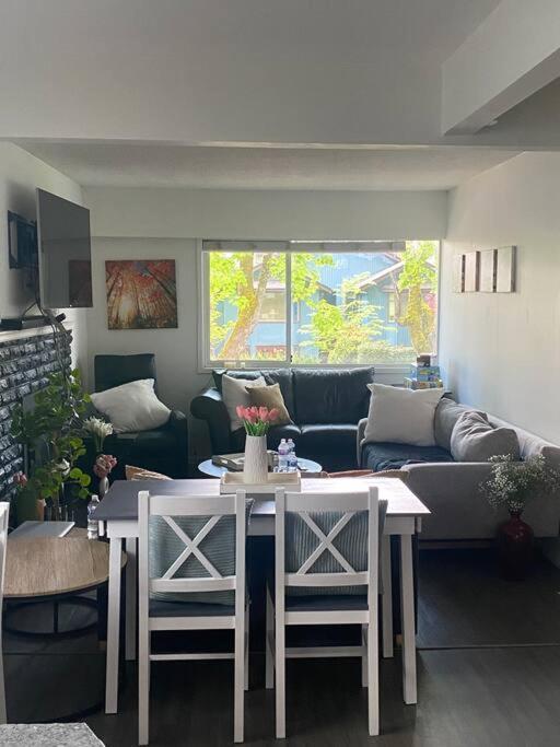 4 Bedroom Upper Level Kits Home Vancouver Dış mekan fotoğraf